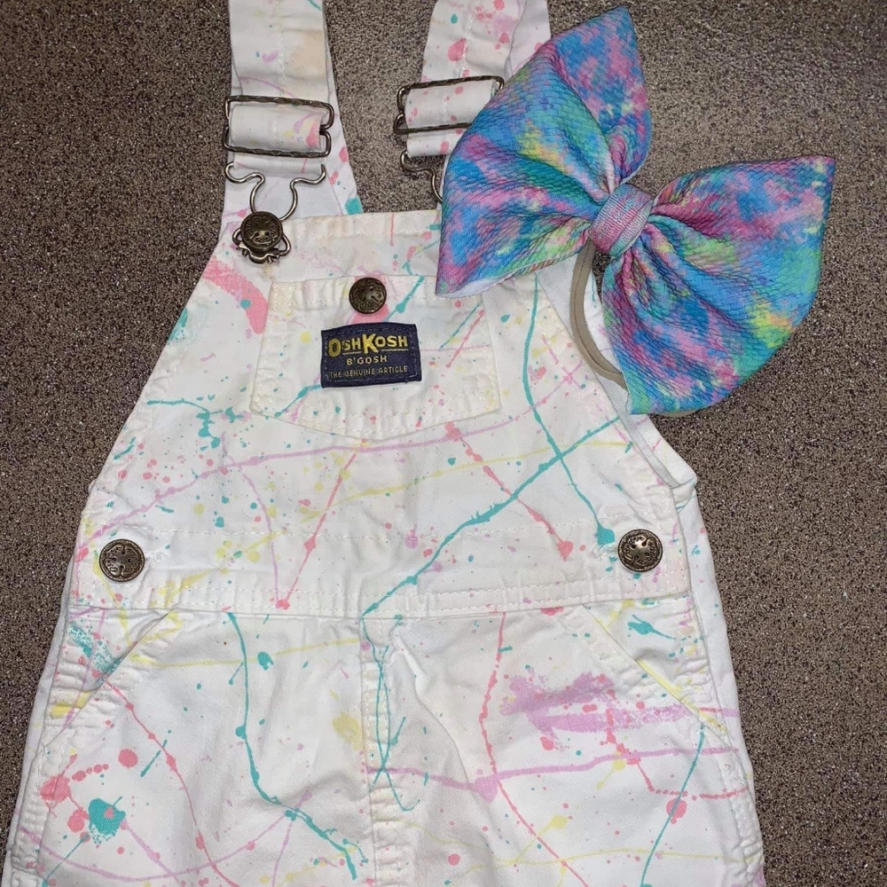 LOOKING FOR OSHKOSH OVERALLS